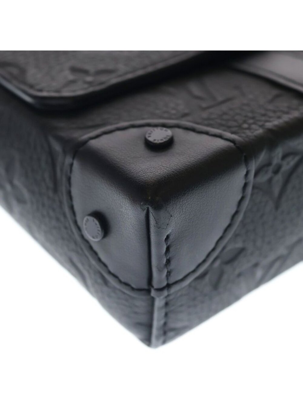 Louis Vuitton Taurillon Monogram Trunk Messenger PM Shoulder Bag Black Leather - Picture 5 of 7